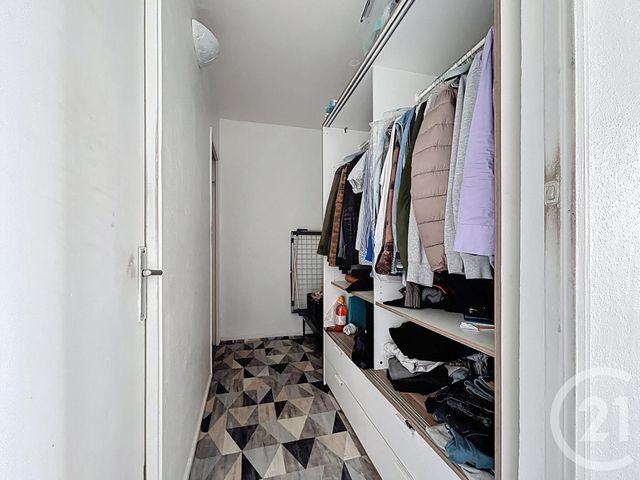 Appartement à vendre - 2 pièces - 43,59 m2 - Avon - 77 - ILE-DE-FRANCE