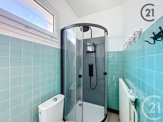 Appartement F5 &agrave; louer - 5 pi&egrave;ces - 70,86 m2 - Le Mee Sur Seine - 77 - ILE-DE-FRANCE