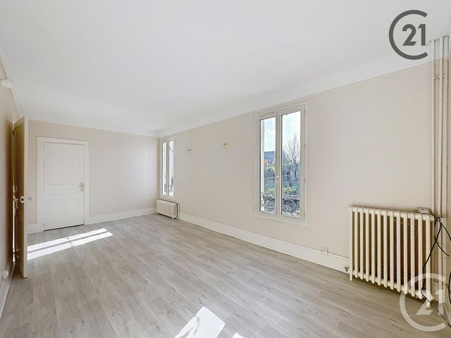 Appartement F5 &agrave; louer - 5 pi&egrave;ces - 70,86 m2 - Le Mee Sur Seine - 77 - ILE-DE-FRANCE
