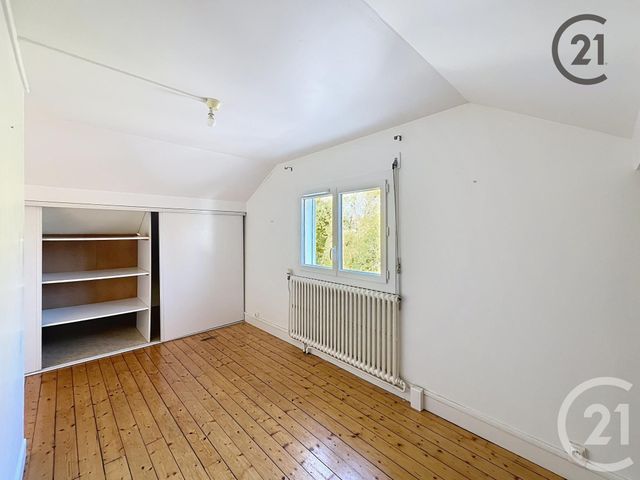 Appartement F5 &agrave; louer - 5 pi&egrave;ces - 70,86 m2 - Le Mee Sur Seine - 77 - ILE-DE-FRANCE