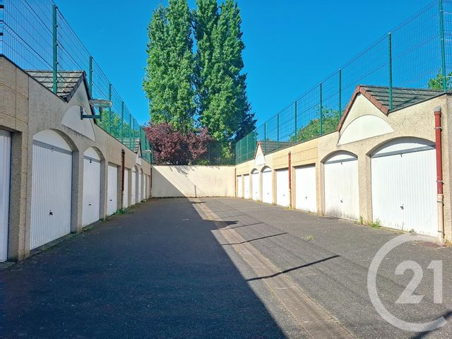 Maison à vendre - 5 pièces - 93,77 m2 - Melun - 77 - ILE-DE-FRANCE
