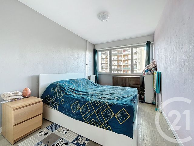 Appartement &agrave; vendre - 3 pi&egrave;ces - 72,31 m2 - Melun - 77 - ILE-DE-FRANCE