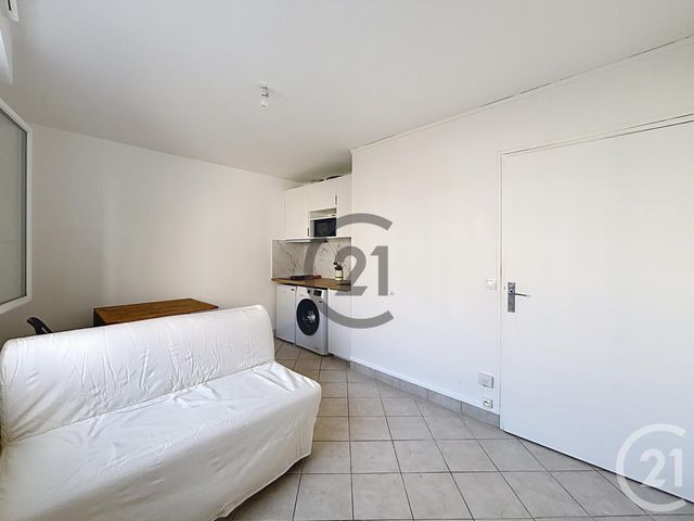 Appartement Studio &agrave; louer - 1 pi&egrave;ce - 17,57 m2 - Melun - 77 - ILE-DE-FRANCE