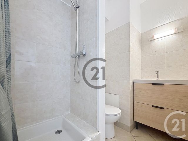 Appartement Studio &agrave; louer - 1 pi&egrave;ce - 17,57 m2 - Melun - 77 - ILE-DE-FRANCE