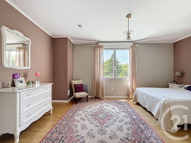 Maison à vendre - 6 pièces - 140 m2 - Vert St Denis - 77 - ILE-DE-FRANCE