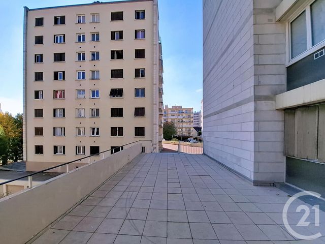Appartement F1 à vendre - 1 pièce - 24,77 m2 - Melun - 77 - ILE-DE-FRANCE