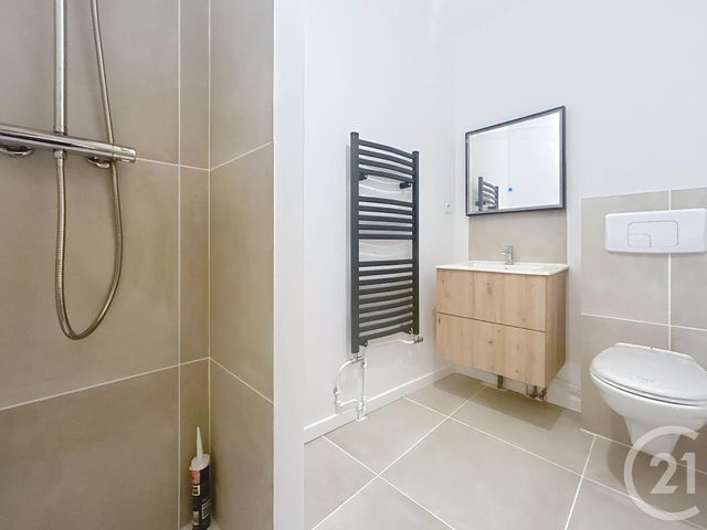 Appartement F2 à vendre - 2 pièces - 43,25 m2 - Melun - 77 - ILE-DE-FRANCE