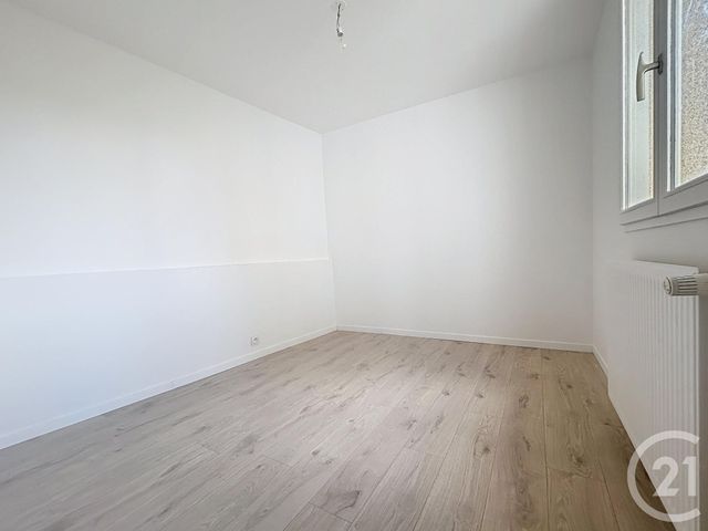 Appartement F2 à vendre - 2 pièces - 43,25 m2 - Melun - 77 - ILE-DE-FRANCE