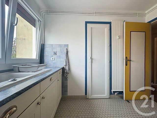 Appartement F3 à vendre - 3 pièces - 59,85 m2 - Melun - 77 - ILE-DE-FRANCE