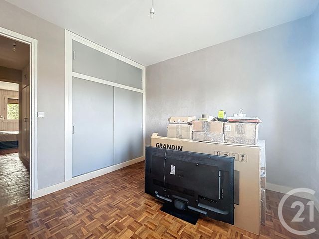 Appartement F3 à vendre - 3 pièces - 59,85 m2 - Melun - 77 - ILE-DE-FRANCE