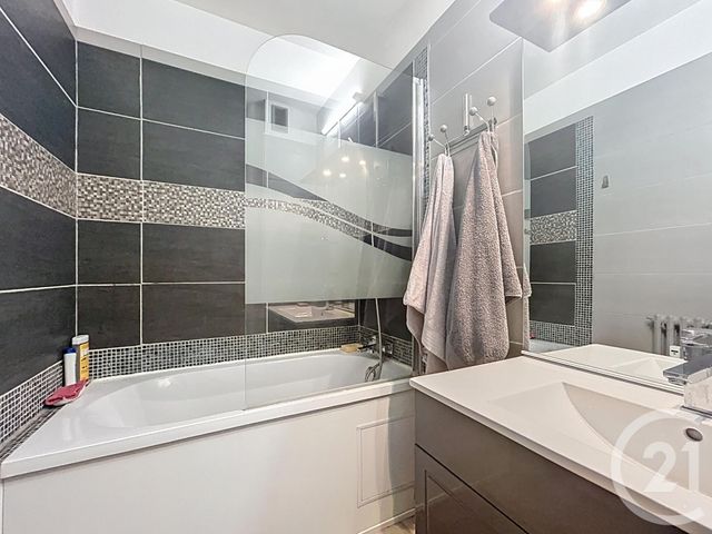 Appartement F3 à vendre - 3 pièces - 59,85 m2 - Melun - 77 - ILE-DE-FRANCE