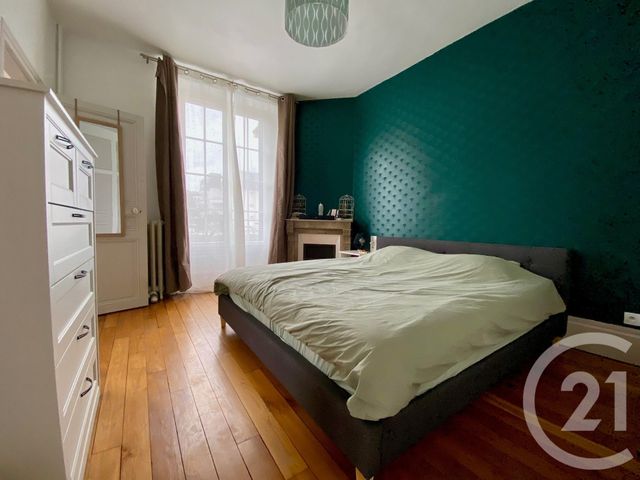 Maison à vendre - 6 pièces - 148 m2 - Melun - 77 - ILE-DE-FRANCE