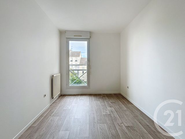 Appartement F3 à vendre - 3 pièces - 65,21 m2 - Melun - 77 - ILE-DE-FRANCE