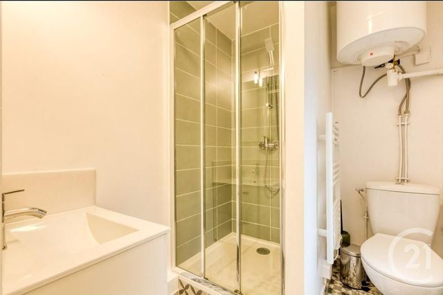 Appartement F4 à vendre - 3 pièces - 58 m2 - Melun - 77 - ILE-DE-FRANCE