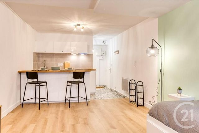 Appartement F4 à vendre - 3 pièces - 58 m2 - Melun - 77 - ILE-DE-FRANCE