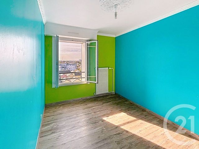Appartement T3 &agrave; louer - 3 pi&egrave;ces - 68,53 m2 - Melun - 77 - ILE-DE-FRANCE