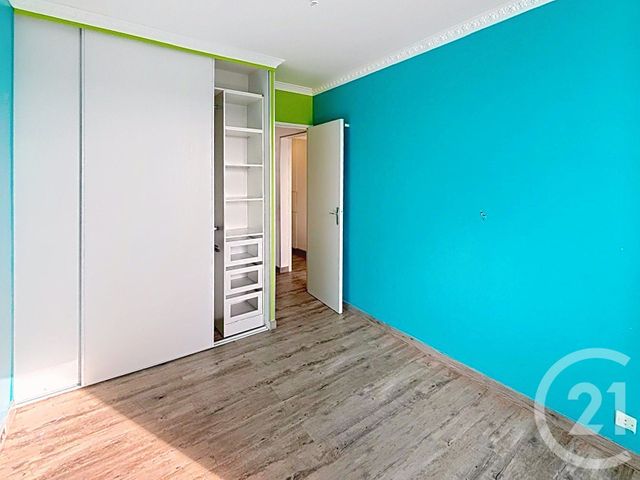 Appartement T3 &agrave; louer - 3 pi&egrave;ces - 68,53 m2 - Melun - 77 - ILE-DE-FRANCE
