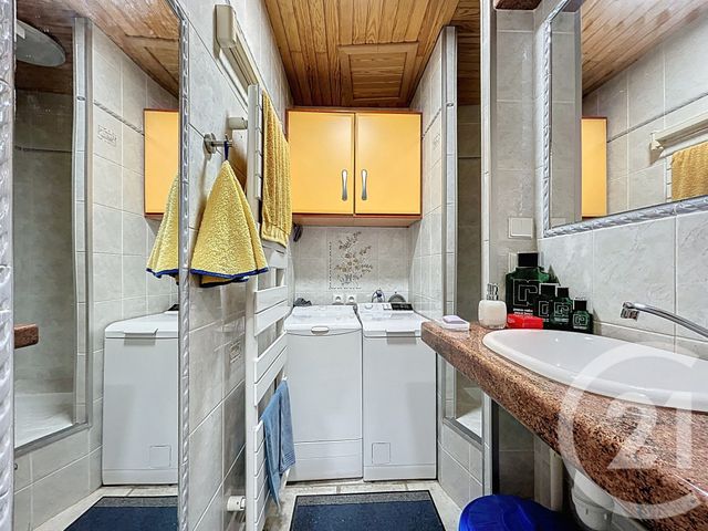 Appartement F2 à vendre - 2 pièces - 61,48 m2 - Melun - 77 - ILE-DE-FRANCE