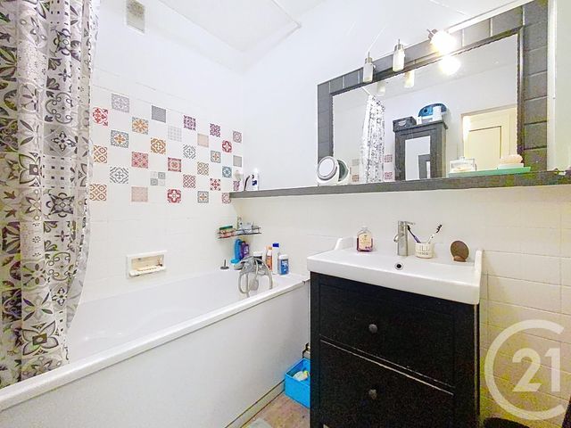 Appartement F4 &agrave; vendre - 4 pi&egrave;ces - 77 m2 - Le Mee Sur Seine - 77 - ILE-DE-FRANCE