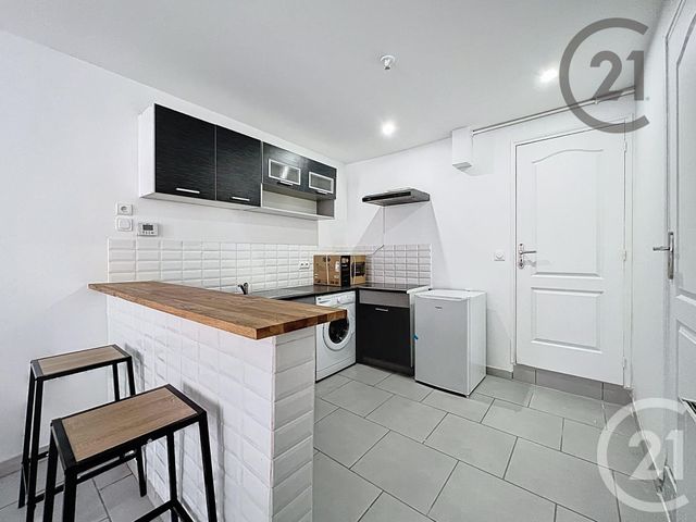 Appartement F2 &agrave; louer - 2 pi&egrave;ces - 34,70 m2 - Melun - 77 - ILE-DE-FRANCE