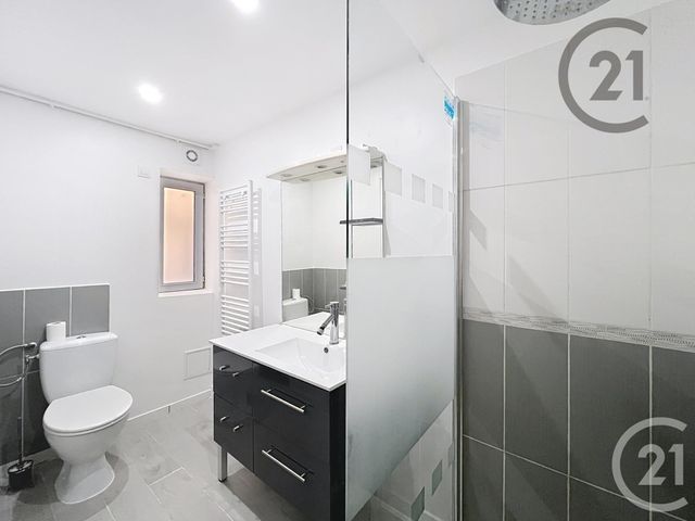 Appartement F2 &agrave; louer - 2 pi&egrave;ces - 34,70 m2 - Melun - 77 - ILE-DE-FRANCE