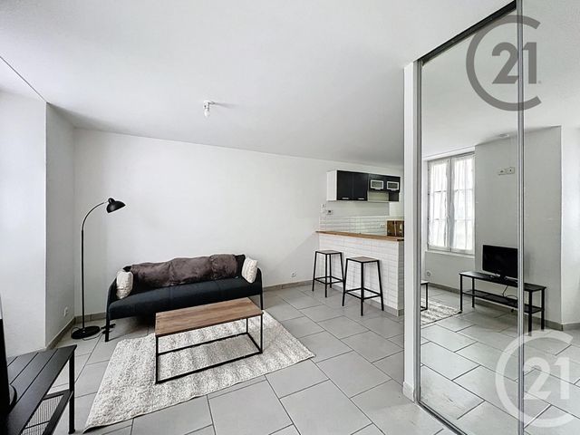 Appartement F2 &agrave; louer - 2 pi&egrave;ces - 34,70 m2 - Melun - 77 - ILE-DE-FRANCE
