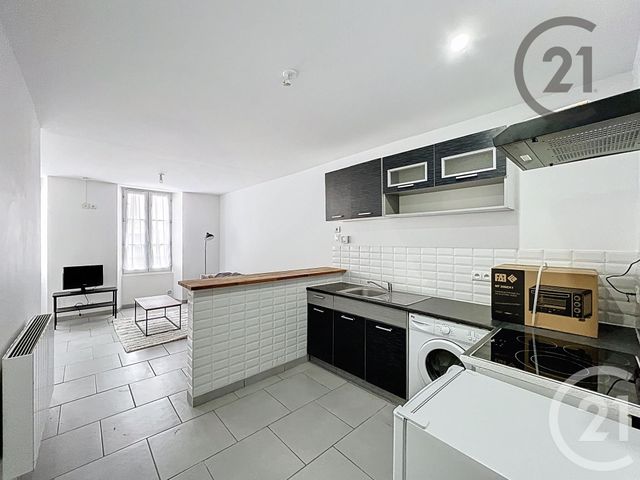 Appartement F2 &agrave; louer - 2 pi&egrave;ces - 34,70 m2 - Melun - 77 - ILE-DE-FRANCE