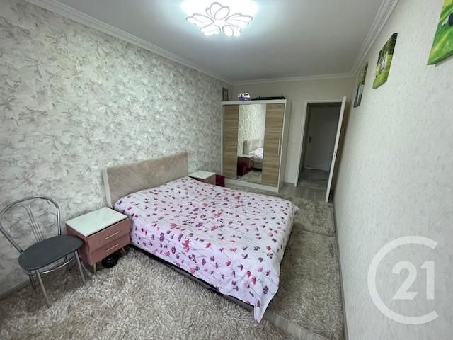 Appartement à vendre - 4 pièces - 83,90 m2 - Melun - 77 - ILE-DE-FRANCE