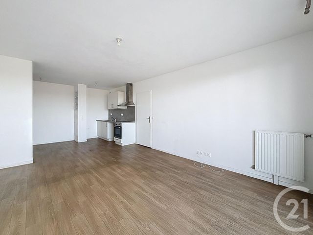 Appartement 3 pièce(s) 62.9 m²à louer Melun