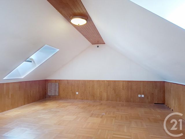 Maison &agrave; vendre - 4 pi&egrave;ces - 97 m2 - Le Chatelet En Brie - 77 - ILE-DE-FRANCE