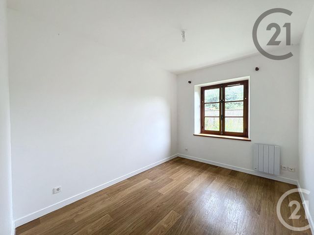 Maison &agrave; louer - 4 pi&egrave;ces - 86,03 m2 - Fouju - 77 - ILE-DE-FRANCE