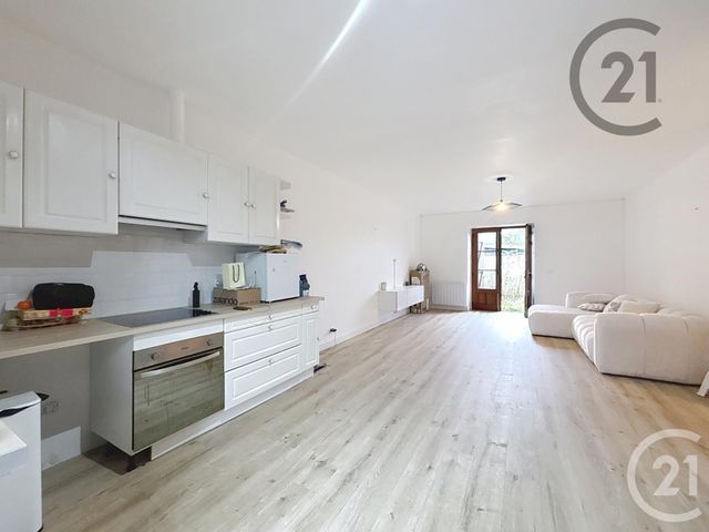 Maison &agrave; louer - 4 pi&egrave;ces - 86,03 m2 - Fouju - 77 - ILE-DE-FRANCE