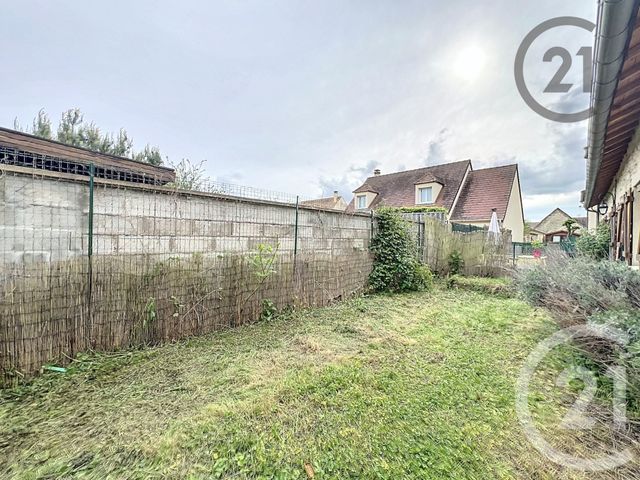 Maison &agrave; louer - 4 pi&egrave;ces - 86,03 m2 - Fouju - 77 - ILE-DE-FRANCE