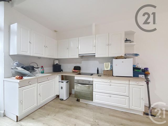 Maison &agrave; louer - 4 pi&egrave;ces - 86,03 m2 - Fouju - 77 - ILE-DE-FRANCE