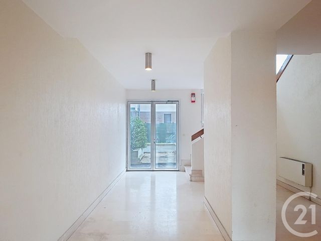 Appartement F5 &agrave; vendre - 5 pi&egrave;ces - 104,54 m2 - Melun - 77 - ILE-DE-FRANCE