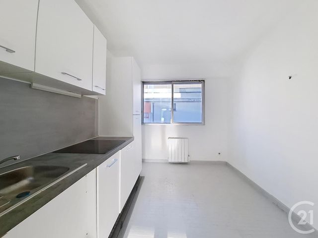 Appartement F5 &agrave; vendre - 5 pi&egrave;ces - 104,54 m2 - Melun - 77 - ILE-DE-FRANCE