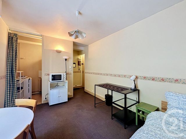 Appartement F1 &agrave; louer - 1 pi&egrave;ce - 15 m2 - Melun - 77 - ILE-DE-FRANCE