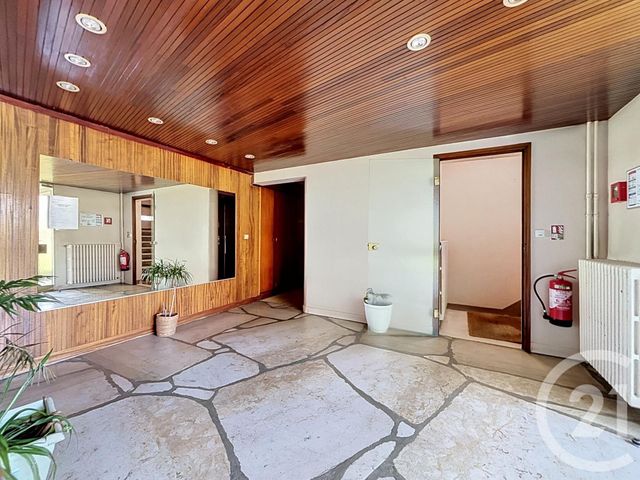 Appartement F1 &agrave; louer - 1 pi&egrave;ce - 15 m2 - Melun - 77 - ILE-DE-FRANCE