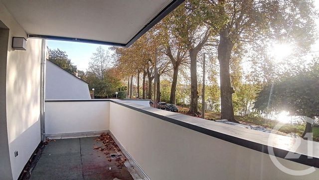 Appartement F3 &agrave; louer - 3 pi&egrave;ces - 59,70 m2 - Le Mee Sur Seine - 77 - ILE-DE-FRANCE