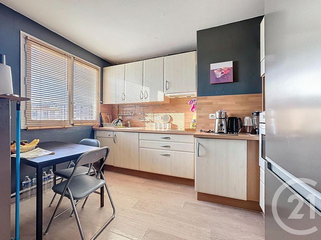 Appartement &agrave; vendre - 2 pi&egrave;ces - 44 m2 - Melun - 77 - ILE-DE-FRANCE