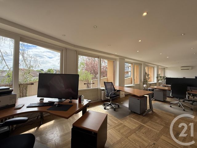 Appartement F5 &agrave; vendre - 5 pi&egrave;ces - 106,50 m2 - Melun - 77 - ILE-DE-FRANCE