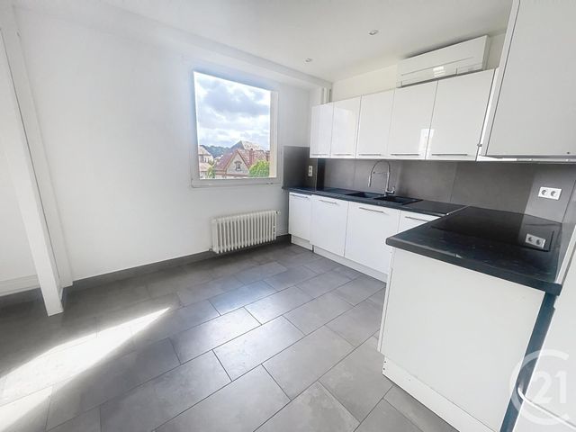 Appartement F5 &agrave; vendre - 5 pi&egrave;ces - 106,50 m2 - Melun - 77 - ILE-DE-FRANCE