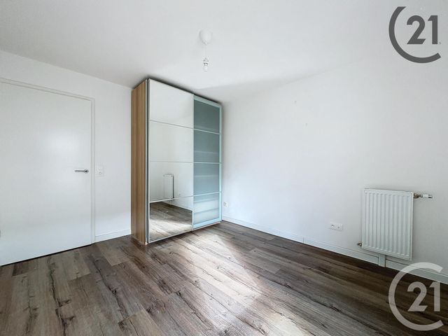 Appartement F3 &agrave; louer - 3 pi&egrave;ces - 61,35 m2 - Melun - 77 - ILE-DE-FRANCE