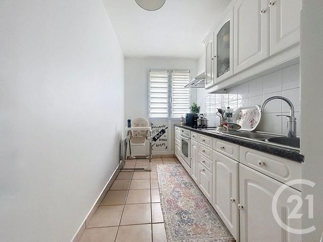 Appartement F3 &agrave; vendre - 3 pi&egrave;ces - 62,44 m2 - Melun - 77 - ILE-DE-FRANCE