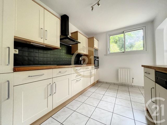 Maison &agrave; louer - 3 pi&egrave;ces - 71 m2 - Le Mee Sur Seine - 77 - ILE-DE-FRANCE