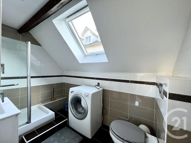 Maison &agrave; louer - 3 pi&egrave;ces - 71 m2 - Le Mee Sur Seine - 77 - ILE-DE-FRANCE