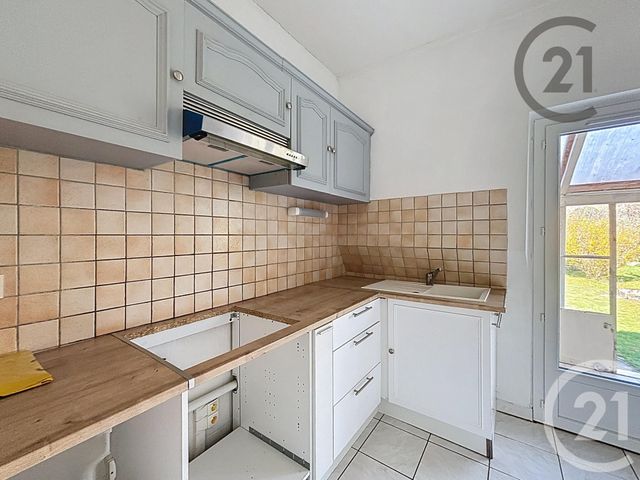 Maison &agrave; louer - 4 pi&egrave;ces - 66,34 m2 - Rubelles - 77 - ILE-DE-FRANCE