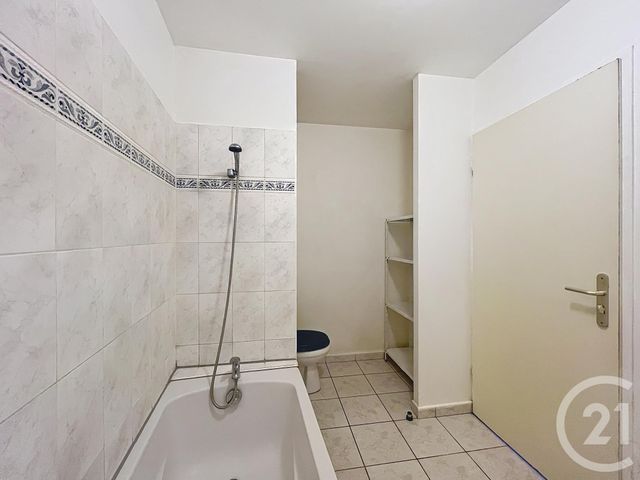 Appartement F1 &agrave; louer - 1 pi&egrave;ce - 30,75 m2 - Melun - 77 - ILE-DE-FRANCE