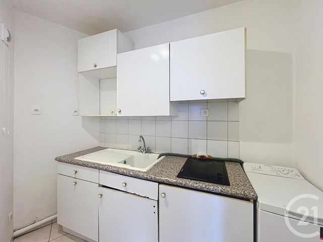 Appartement F1 &agrave; louer - 1 pi&egrave;ce - 30,75 m2 - Melun - 77 - ILE-DE-FRANCE
