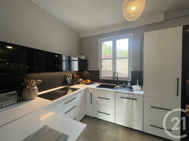 Appartement F5 &agrave; vendre - 5 pi&egrave;ces - 111,06 m2 - Melun - 77 - ILE-DE-FRANCE